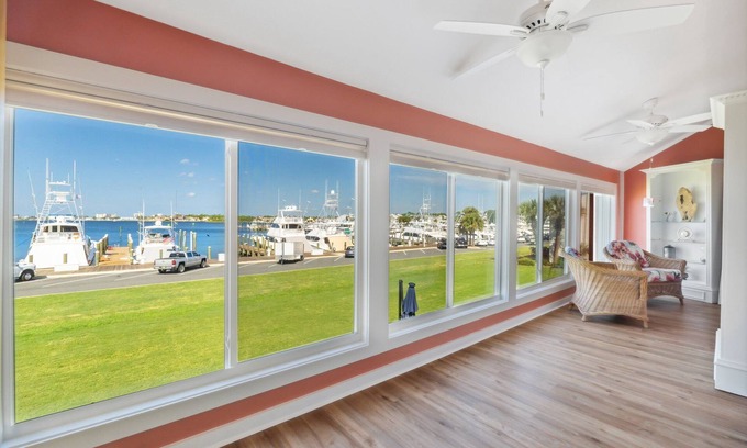 Upper Grand Lagoon Condo | Scenic Marina Views at Baypoint Resort with Golf & Spa