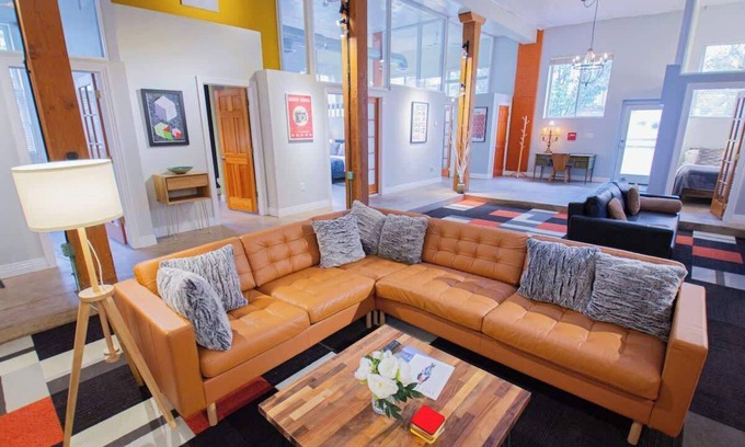 Cole House | Stylish Denver Art Loft with Hot Tub & Pet-Friendly Amenities