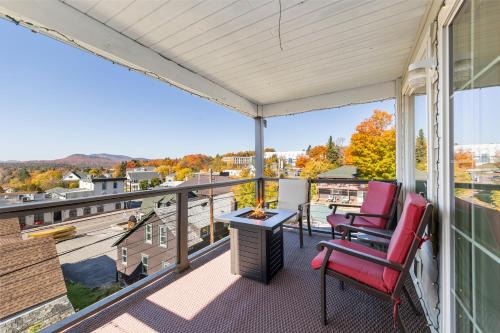 Lake Placid Resort | Experience Lake Placid with Amazing Mountain Views