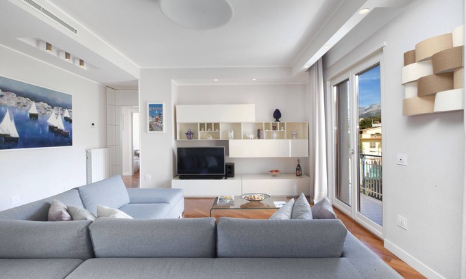 Sorrento Apartment | Beautiful New Apartment in the Heart of Sorrento