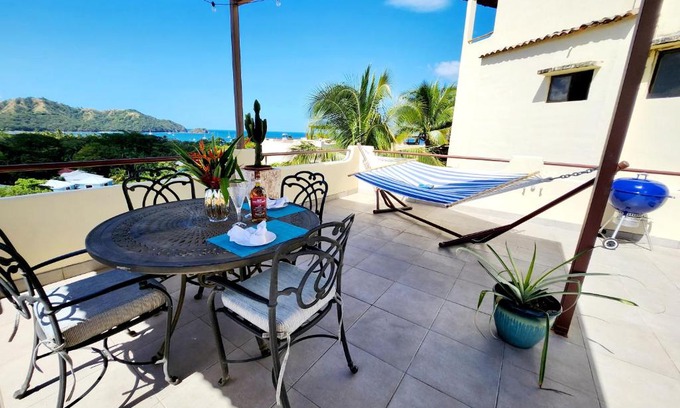Coco Sunset Hills Apartment | Beautiful Oceanview Rooftop Terrace Steps from the Beach