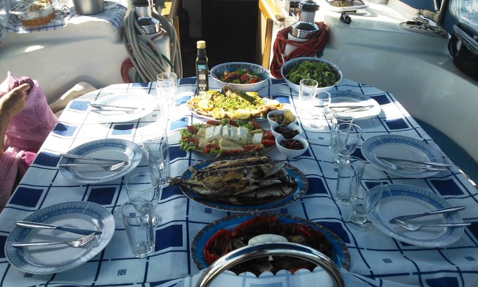 Kalamata Boat Rental | Relaxing Onboard Getaways & Scenic Sailing Adventures