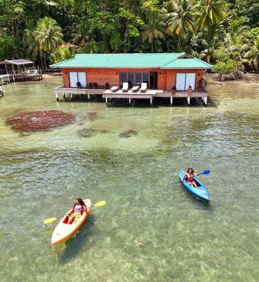Isla Bastimentos House | Amazing Overwater Villa in Bastimentos