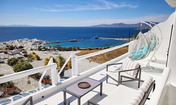 Mykonos Town House | Breathtaking Views and Amenities for Unforgettable Stays