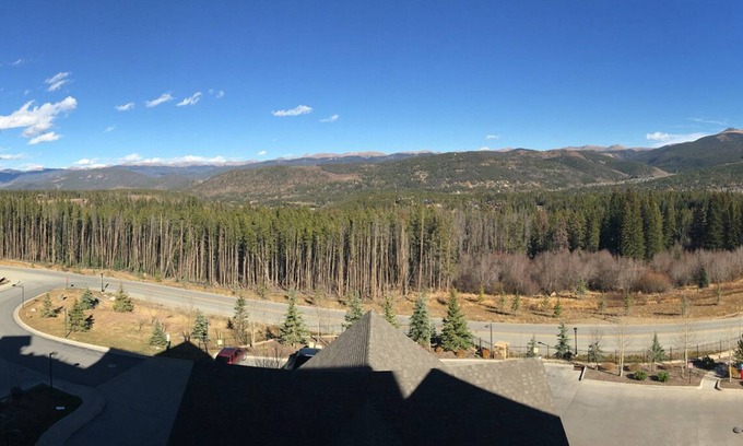 Breckenridge Apartment | Prime Ski-in-Ski-out 5-Star Hotel Condo with Free Parking