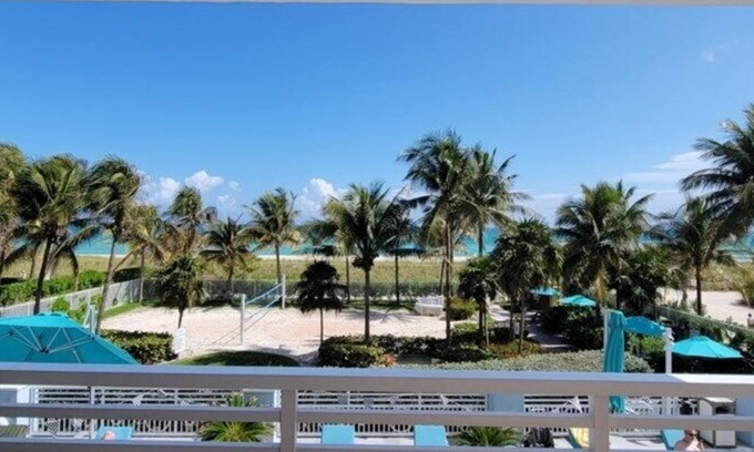 Surfside Condo | Experience Solara Surfside: Oceanfront 2 Bedroom Resort