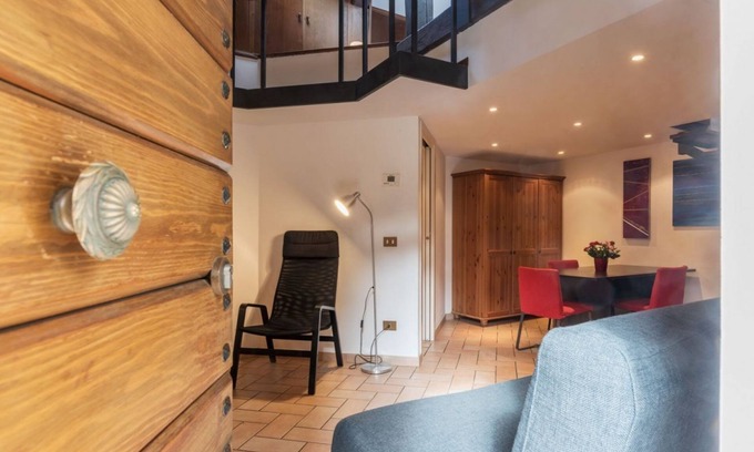 Rione VII Regola Apartment | Stunning Studio in Campo de' Fiori with Free Wi-Fi