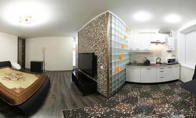 Nizhniy Novgorod City Centre Apartment | Pet-Friendly Studio with Hot Tub & 9/10 Guest Rating