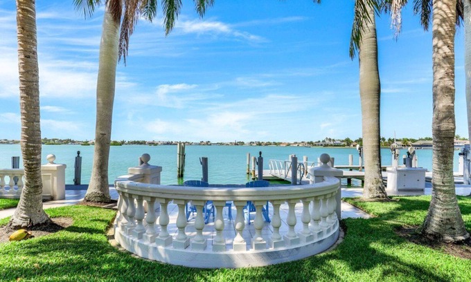 Marco Island House | Expansive Estate Retreat with Ocean View in Marco Island