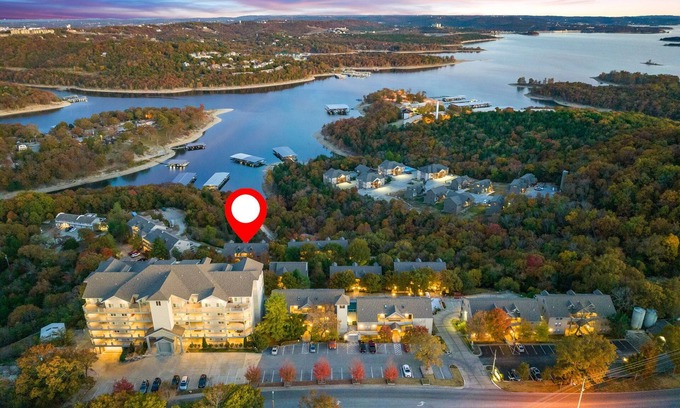 Indian Point Condo | Lakefront Condo with Views & Pool, Steps from Silver Dollar City