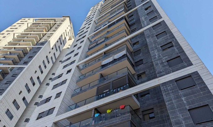 Kiryat Gat Condo | Inviting Tower Apartment at Karmei Gat with Breakfast Included