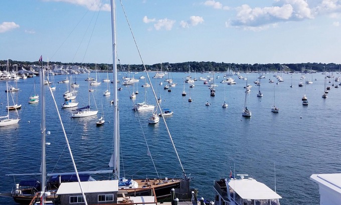 The Point Condo | Unforgettable Harbor Views with Spa and Pool Amenities