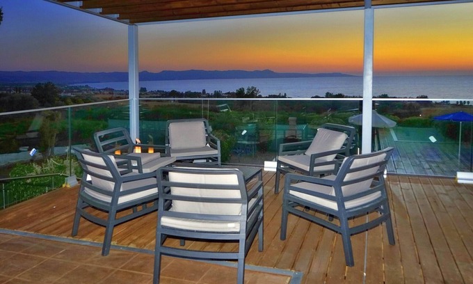 Argaka Villa | Unforgettable Oceanfront Escape with Breathtaking Views