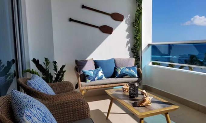 Juan Dolio Condo | Scenic Ocean Front Condo with Hot Tub & Kitchen Access