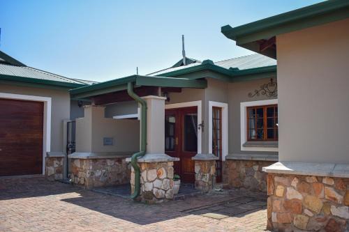Dullstroom Apartment | Family-Friendly Ambassador Lodge with Kitchen Amenities