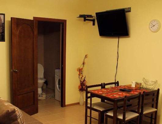Svetlogorsk Apartment | Discover Amber Star: Budget-Friendly Comfort Awaits