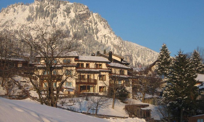Vorderhindelang Apartment | Spacious AMBIENTE Holiday Apartments in Picturesque Allgäu
