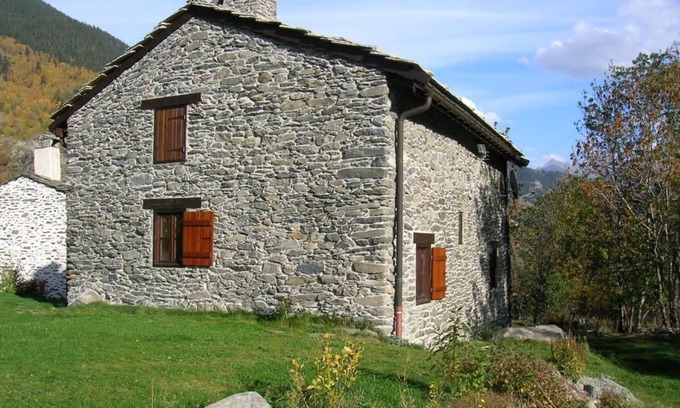 Saint-Andre House | Discover AMEDEELYS - Family-Friendly Stays in Saint Andre