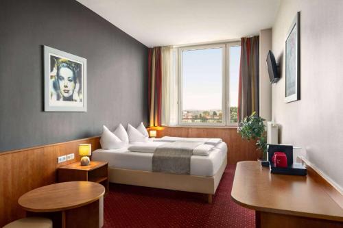 Passau Hotel | Pet-Friendly Amedia Express Passau: Ideal for Families