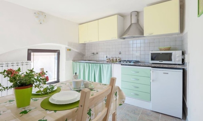 Ameglia House | Discover Holiday House: Scenic Stay Near Cinque Terre