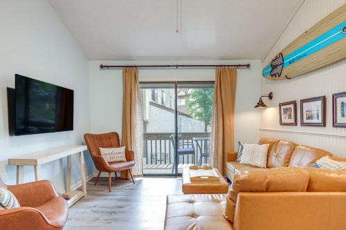 Fernandina Beach Apartment | Beachside Condo with Pool Access and Ocean Views