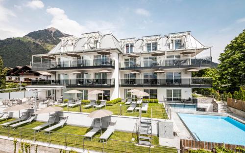 Tirolo Hotel | Pet-Friendly AMELIA Rooms with Ocean View & Spa Access