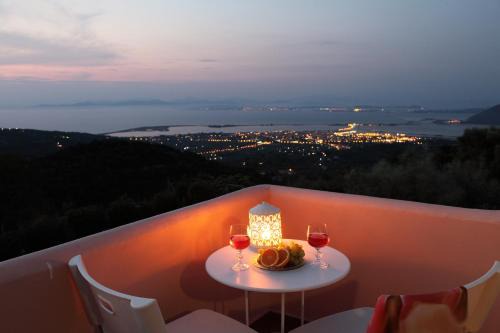 Spanokhorion Villa | Escape to AmElia Villa: Oceanfront Bliss with Pool Access