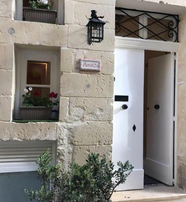 Rabat House | Exceptional Amelie Hotel: 4-Star Family-Friendly Retreat