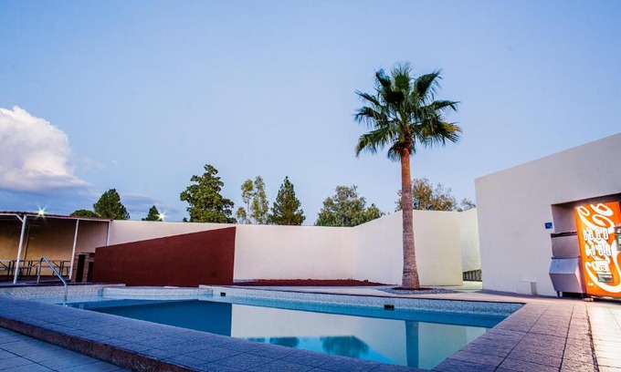 Delicias Hotel | Discover American Inn Hotel & Suites Delicias - Top Rated Stay