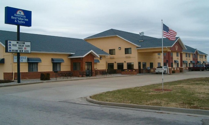 Nevada Hotel | Comfortable Stay at Americas Best Value Inn and Suites, Nevada