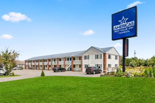 Biddeford Hotel | Accessible Stay at Americas Best Value Inn Biddeford