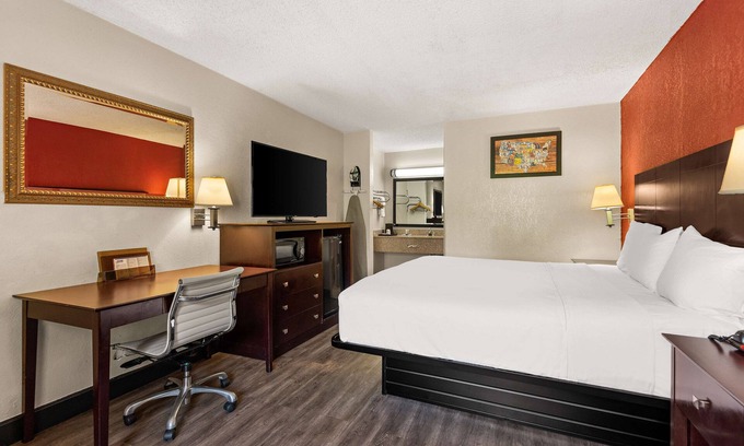 Laurel Hotel | Convenient Stay at Americas Best Value Inn Laurel