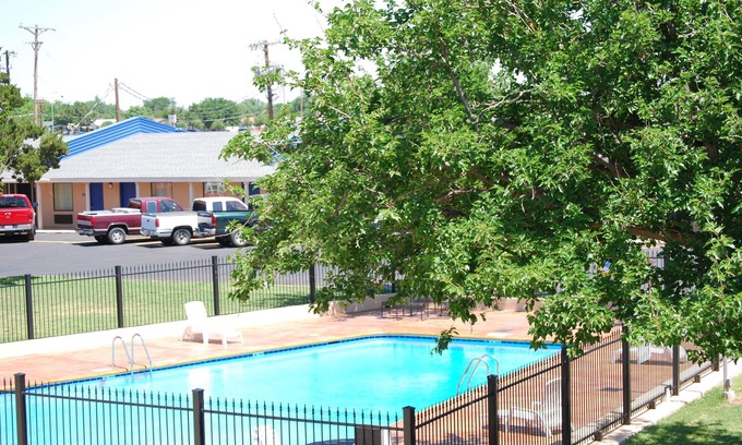 Lubbock Hotel | Budget-Friendly Stay at Americas Best Value Inn Lubbock E