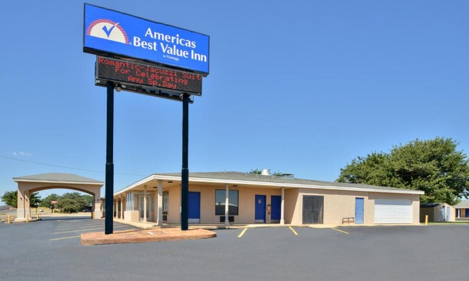 Lubbock Hotel | Budget-Friendly Stay at Americas Best Value Inn Lubbock East