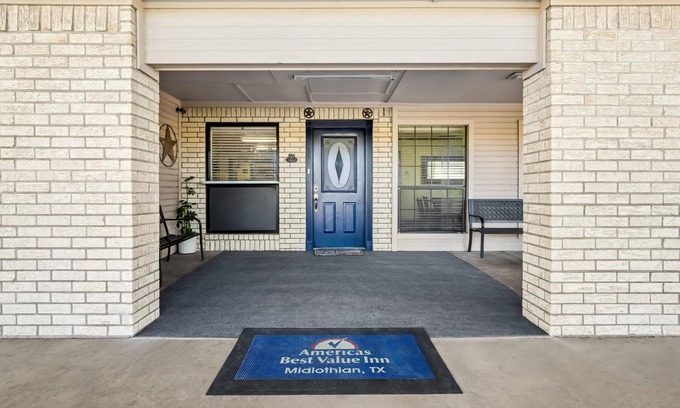 Midlothian Hotel | Comfortable Stay at Americas Best Value Inn Midlothian