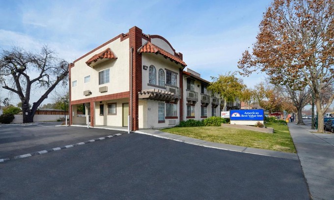 San Jose Hotel | Affordable Stay at Americas Best Value Inn San Jose