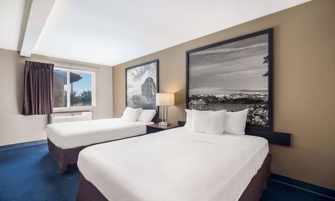 Sparks Hotel | Discover Americas Best Value Inn Sparks with Pool & Spa