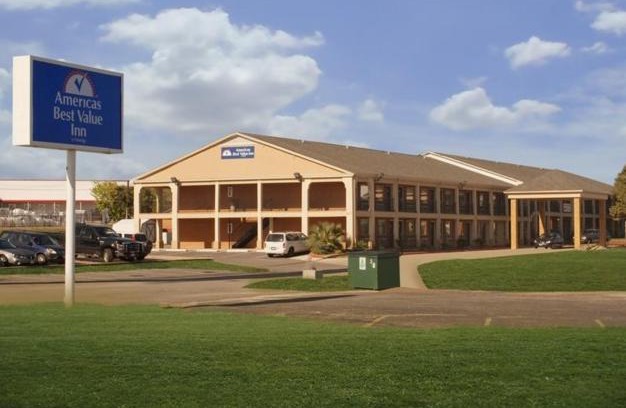 Waco Hotel | Pet-Friendly Stay at Americas Best Value Inn Waco