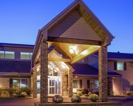 Rhinelander Hotel | Inviting AmericInn by Wyndham Rhinelander: Pool & Hot Tub