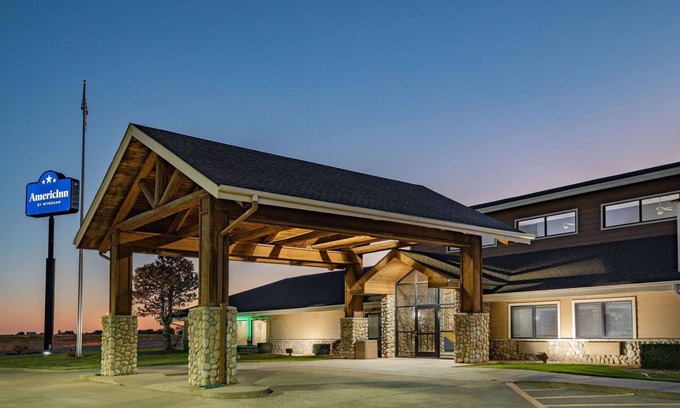Sayre Hotel | Family-Friendly Retreat at AmericInn by Wyndham Sayre