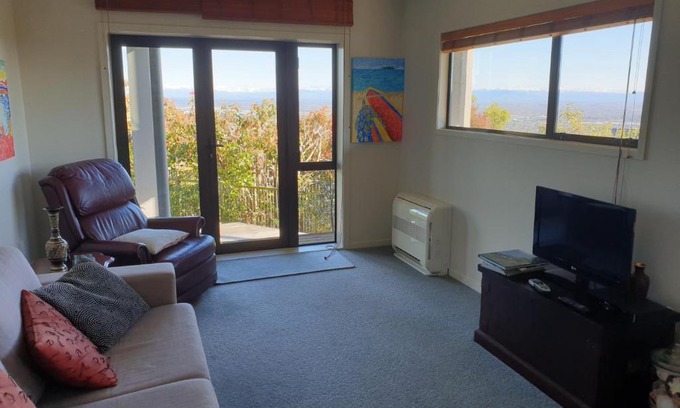 Cashmere Bed & Breakfast | Top-Rated Stay at Amherst on Cashmere with Breakfast & Kitchen