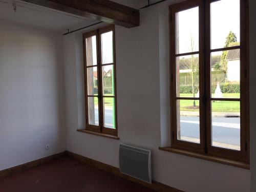 Saint-Sauflieu Apartment | AmienSUD: Coastal Retreat 15 Minutes from City Center