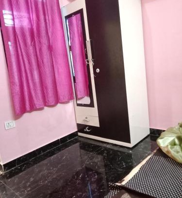 Bijaipur House | Budget-Friendly Stay at Amit Tourist Home