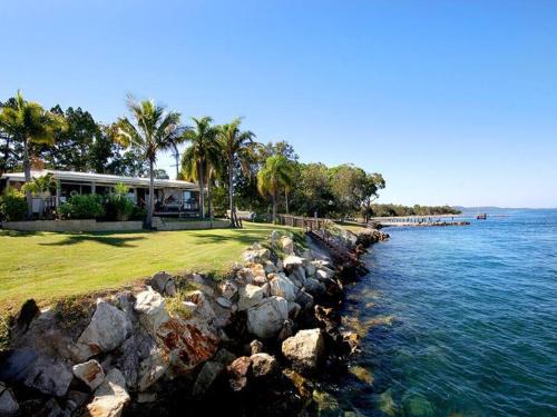 Amity Point House | Oceanfront Family Escape at AMITY SHAWS – 4-Star Retreat