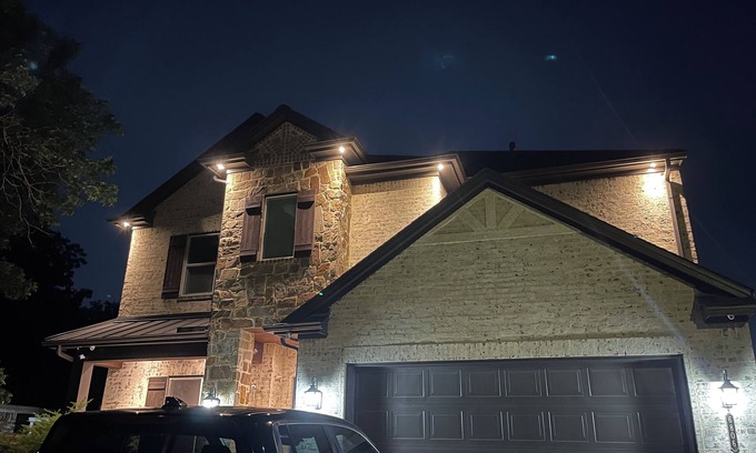 Southeast Houston Villa | AMLUX: Family-Friendly Retreat with Pool and Spa Amenities