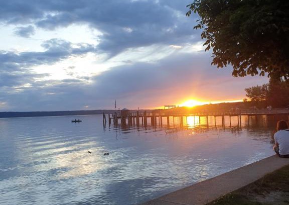 Herrsching am Ammersee Apartment | Pet-Friendly Getaway at Ammersee for Family Fun
