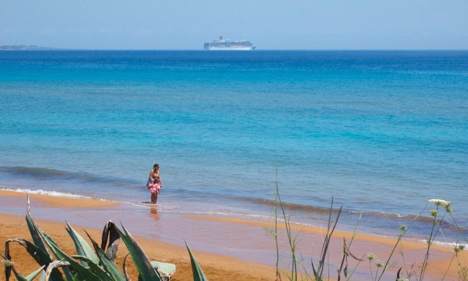 Kefalonia Other | Ammos Suite is a stunning two-bedroom detached house