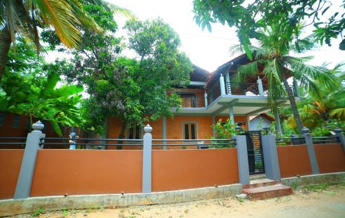 Vadamaradchy North House | Discover Ammu Villa: Oceanfront Bliss with Pool Access