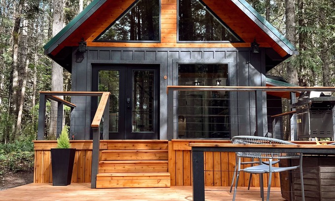 Ashford Cabin | Among the Trees in Ashford, WA - Minutes to Paradise Mt. Rainier entrance