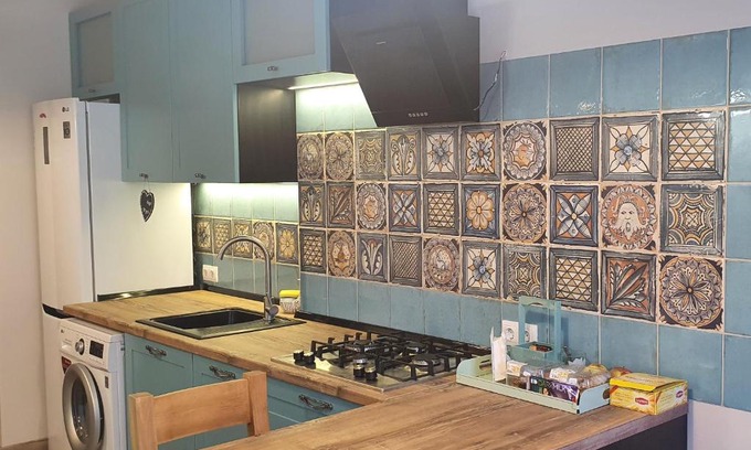 Zelenogradsk Apartment | Guest Rated: Amore&МОRЕ with Kitchen & Accessibility